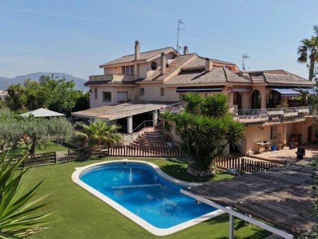 Casa chalet en Venta en Can Rial