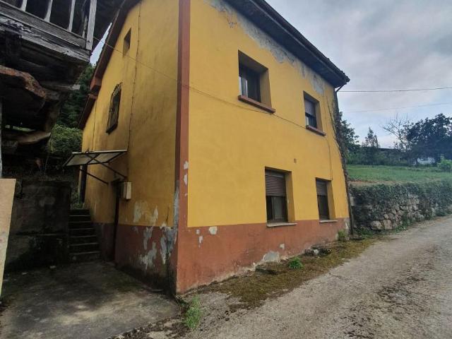 Casa chalet en Venta en Candamo