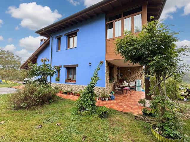 Casa chalet en Venta en Cangas de Onís