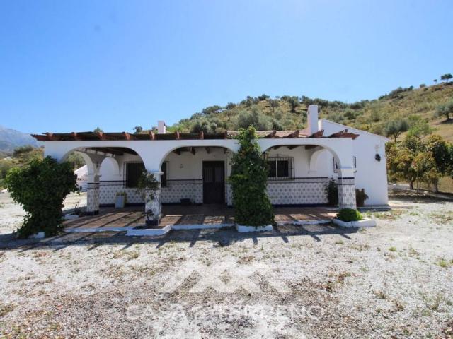 Casa chalet en Venta en Canillas de Aceituno