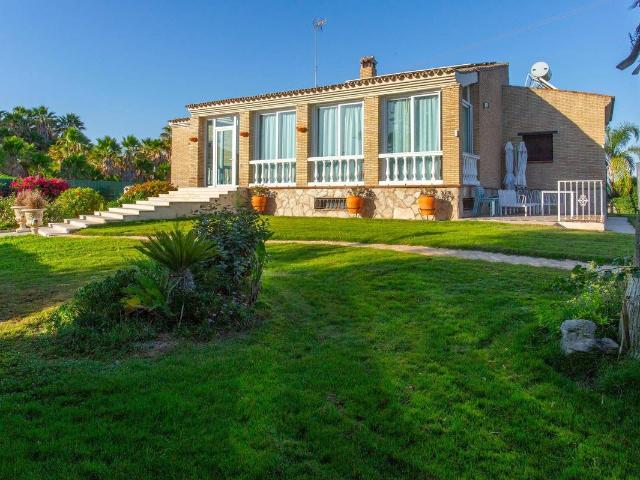 Casa chalet en Venta en Caballero Bonald San José Obrero Guadalcacín