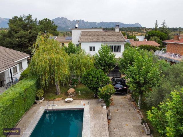 Casa chalet en Venta en Cabanillas de la Sierra