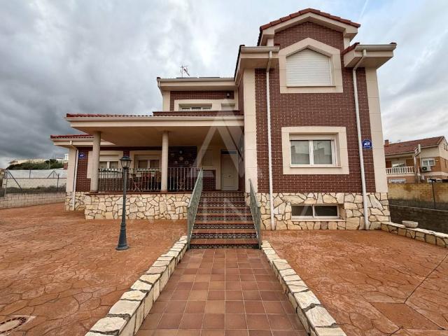 Casa chalet en Venta en Cabanillas del Campo