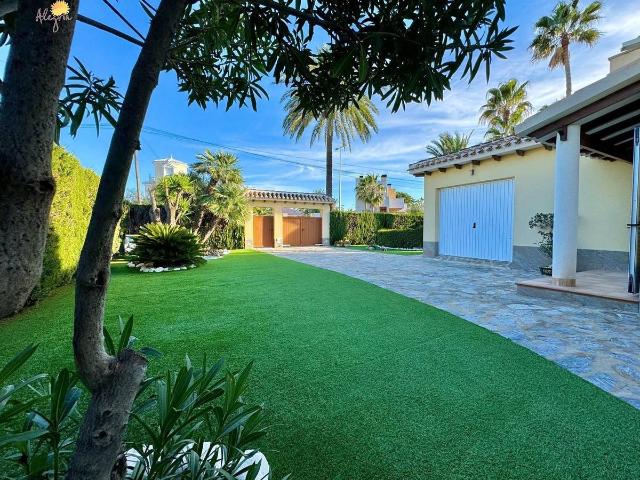 Casa chalet en Venta en Cabo Roig