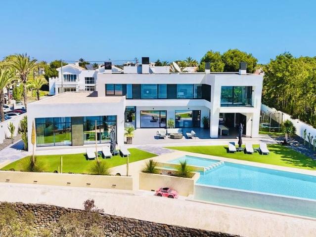 Casa chalet en Venta en Cabo Roig