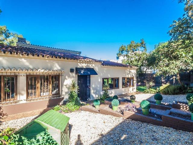 Casa chalet en Venta en Cabopino Artola