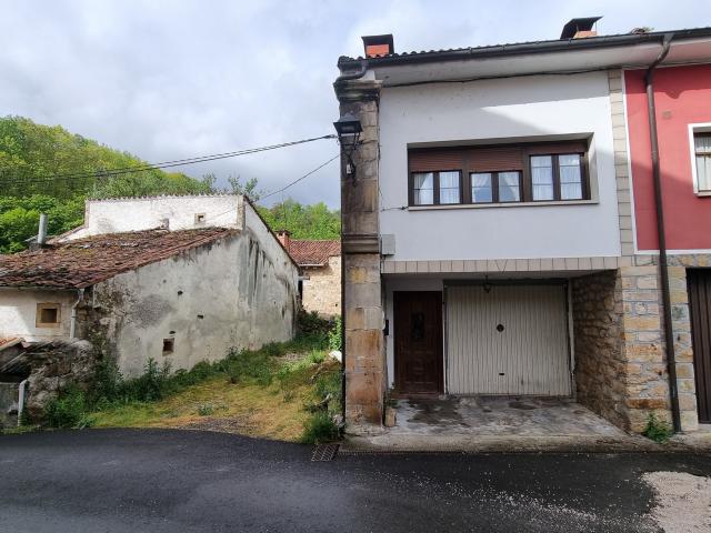 Casa chalet en Venta en Cabrales