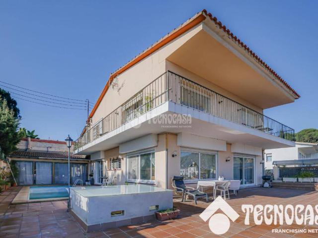 Casa chalet en Venta en Cabrils
