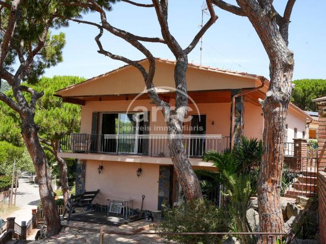 Casa chalet en Venta en Cabrils