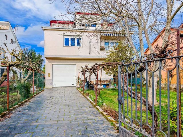 Casa chalet en Venta en Cacabelos