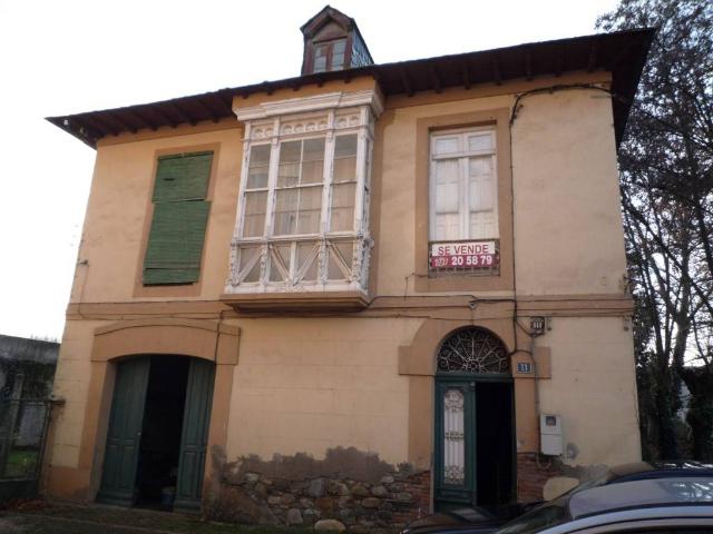 Casa chalet en Venta en Cacabelos
