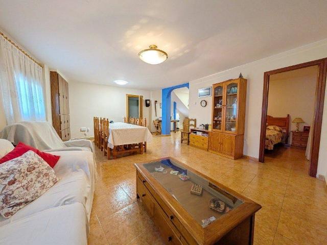 Casa chalet en Venta en Cadrete