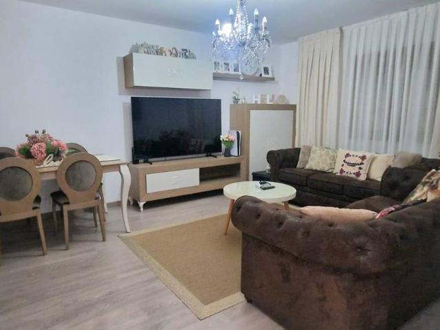 Casa chalet en Venta en Cadrete