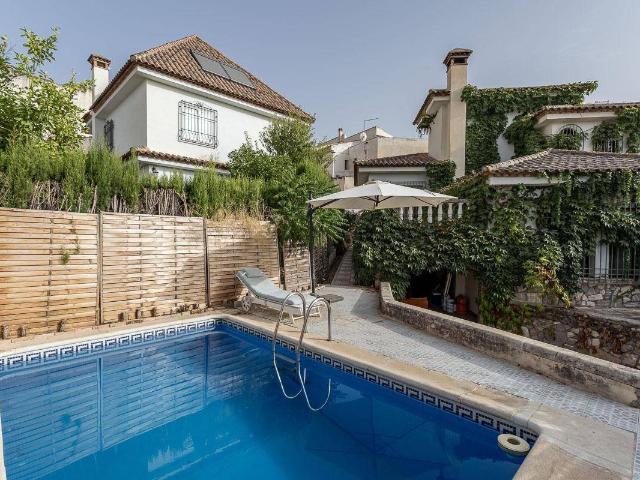 Casa chalet en Venta en Cájar