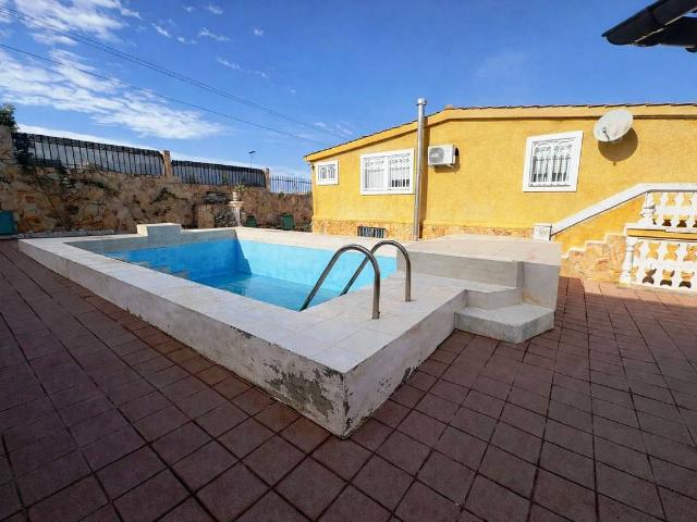 Casa chalet en Venta en Calypo Fado