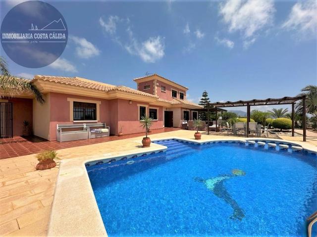 Casa chalet en Venta en Calabardina
