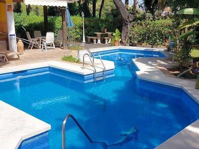 Casa chalet en Venta en Calahonda