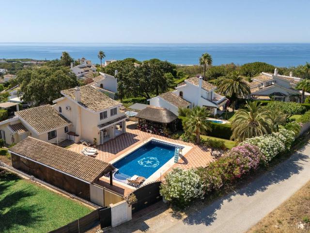 Casa chalet en Venta en Calahonda