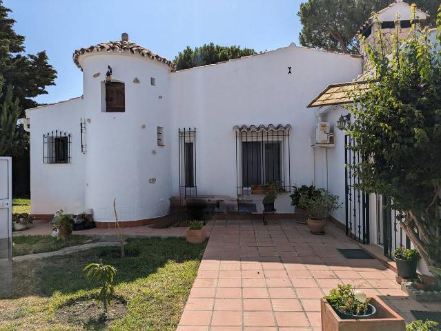 Casa chalet en Venta en Calahonda