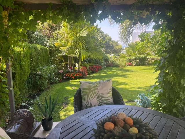 Casa chalet en Venta en Calahonda