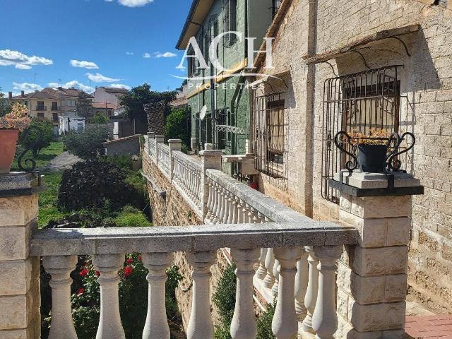 Casa chalet en Venta en Calanda