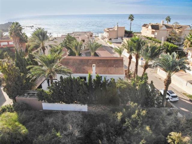 Casa chalet en Venta en Calarreona