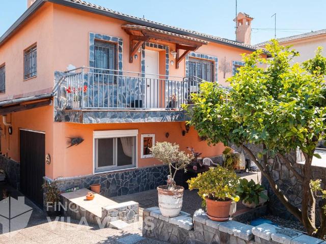 Casa chalet en Venta en Caldes de Montbui