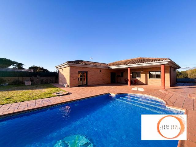 Casa chalet en Venta en Caldes de Malavella