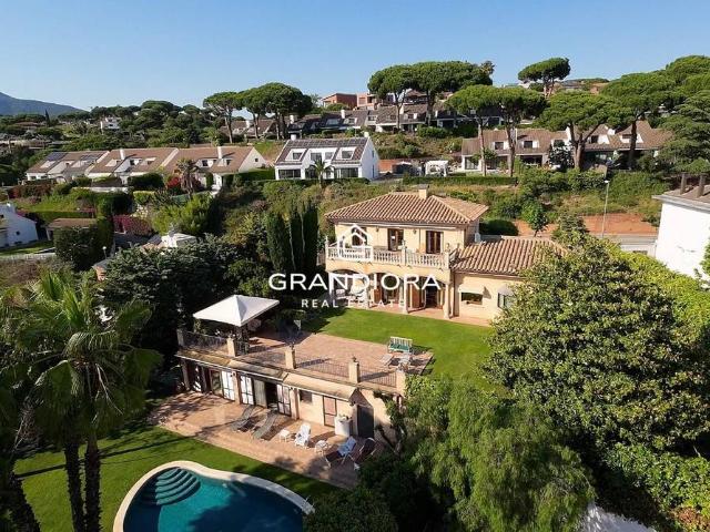 Casa chalet en Venta en Caldes d'Estrac