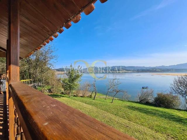 Casa chalet en Venta en Caravia