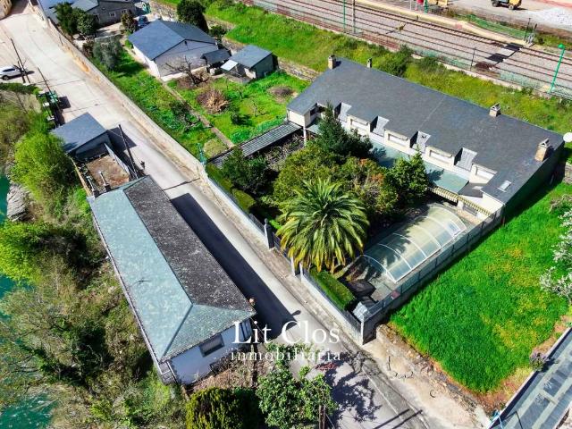 Casa chalet en Venta en Carballeda de Valdeorras