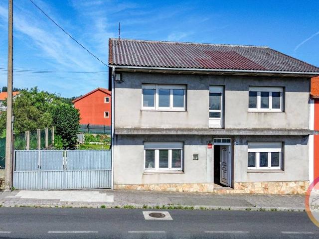 Casa chalet en Venta en Carballo