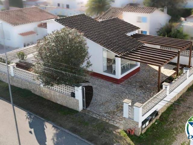 Casa chalet en Venta en Carlit Montseny