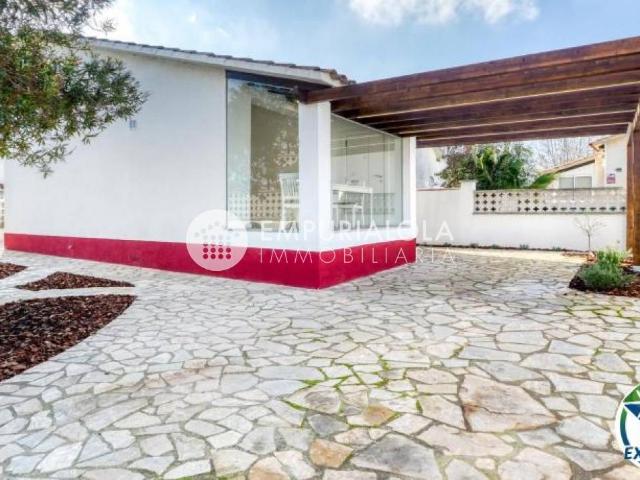 Casa chalet en Venta en Carlit Montseny