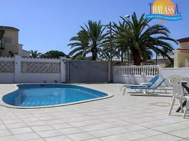 Casa chalet en Venta en Carmençó