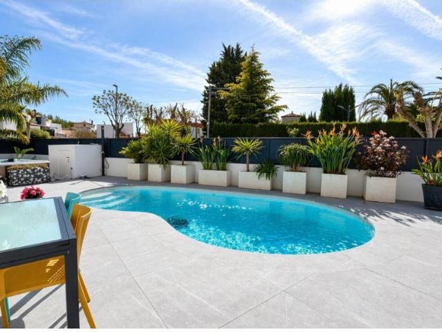 Casa chalet en Venta en Carmençó