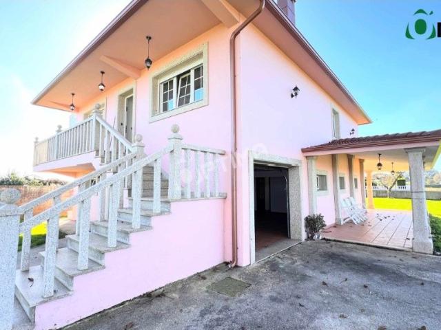 Casa chalet en Venta en Carral