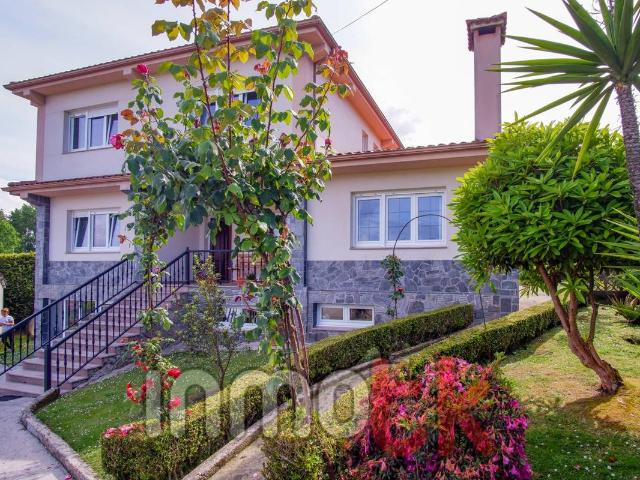 Casa chalet en Venta en Carral