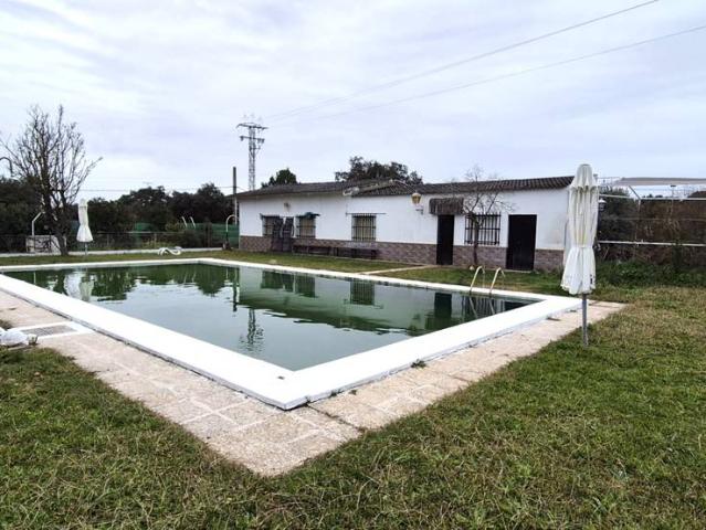 Casa chalet en Venta en Carretera de Sevilla Los Montitos