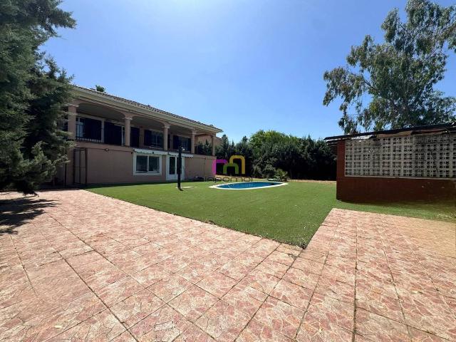 Casa chalet en Venta en Carretera de Sevilla Los Montitos