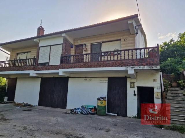 Casa chalet en Venta en Carriazo