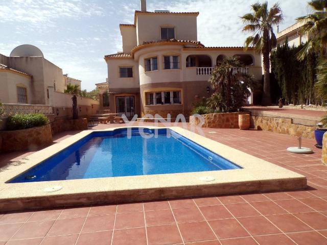Casa chalet en Venta en Castalla