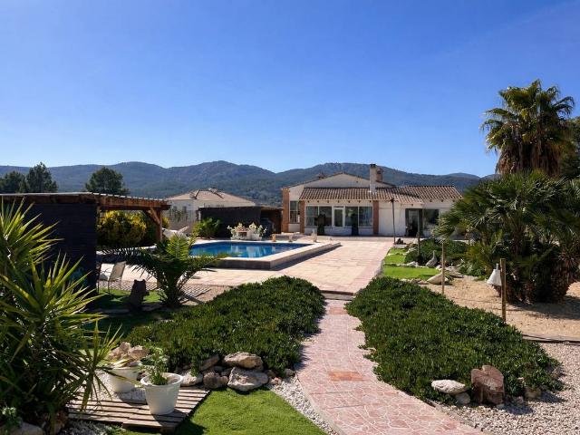 Casa chalet en Venta en Castalla