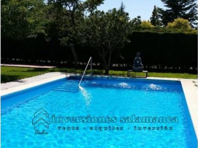 Casa chalet en Venta en Castellanos de Villiquera
