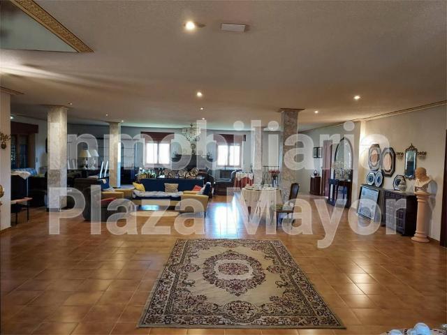 Casa chalet en Venta en Castellanos de Villiquera