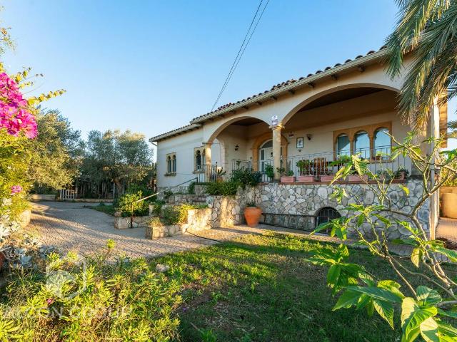 Casa chalet en Venta en Castellet i la Gornal