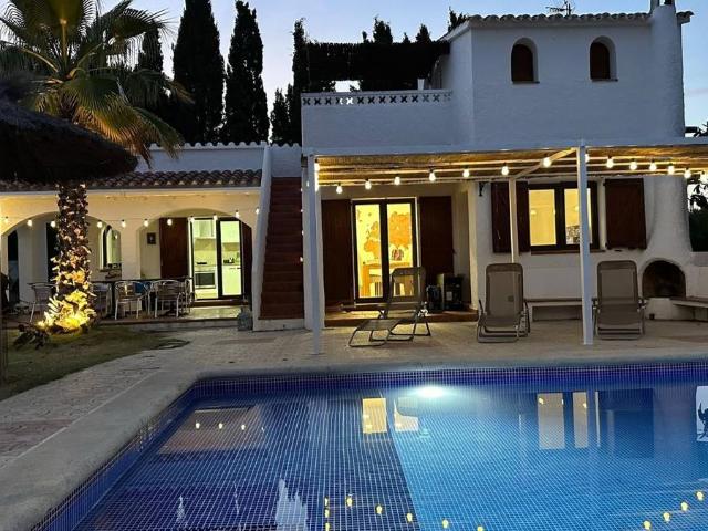 Casa chalet en Venta en Castelló d'Empúries