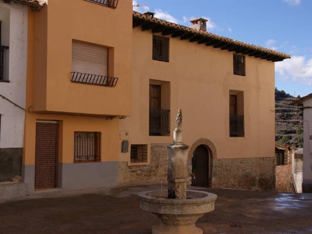 Casa chalet en Venta en Castellote