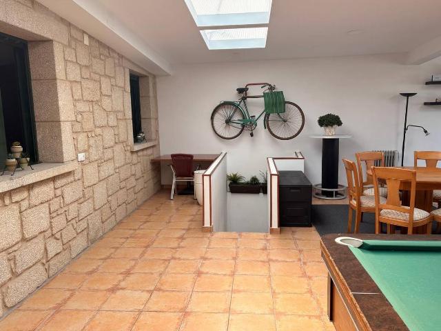 Casa chalet en Venta en Castiñeiriño Cruceiro de Sar