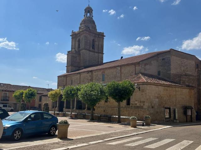 Casa chalet en Venta en Castromonte